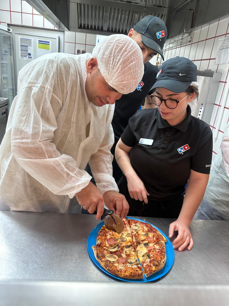 ACTIVIDAD DOMINOS PIZZA LUCENA 5